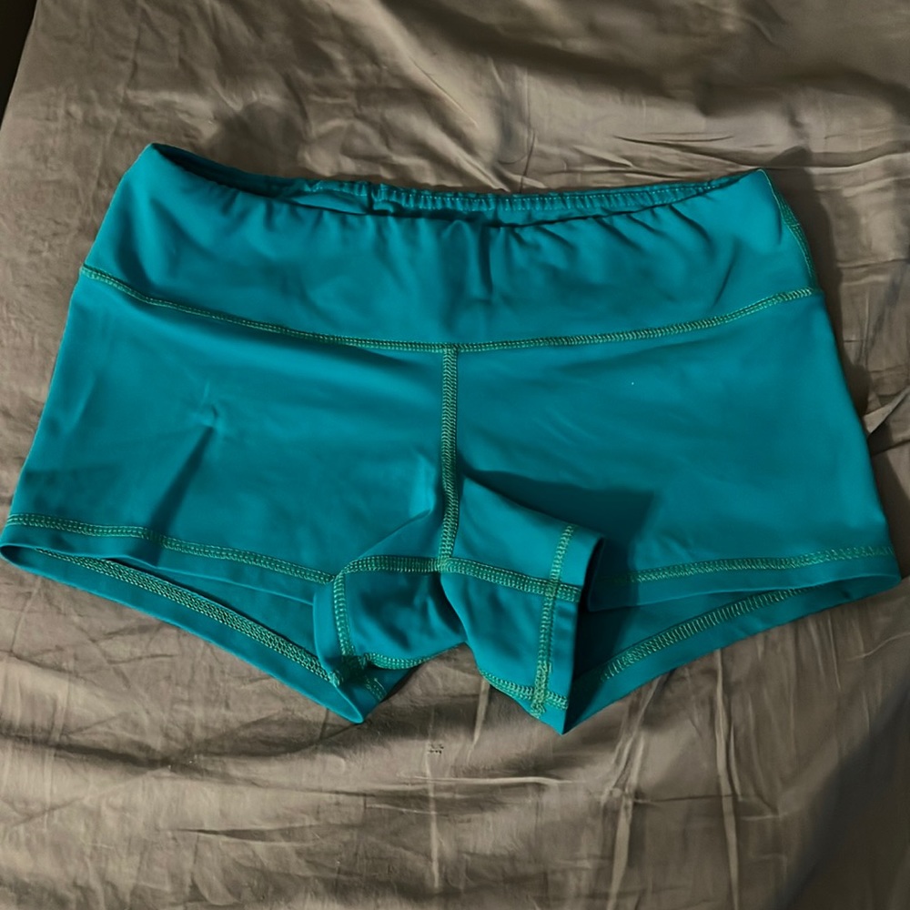 Fleo CrossFit womens shorts size small